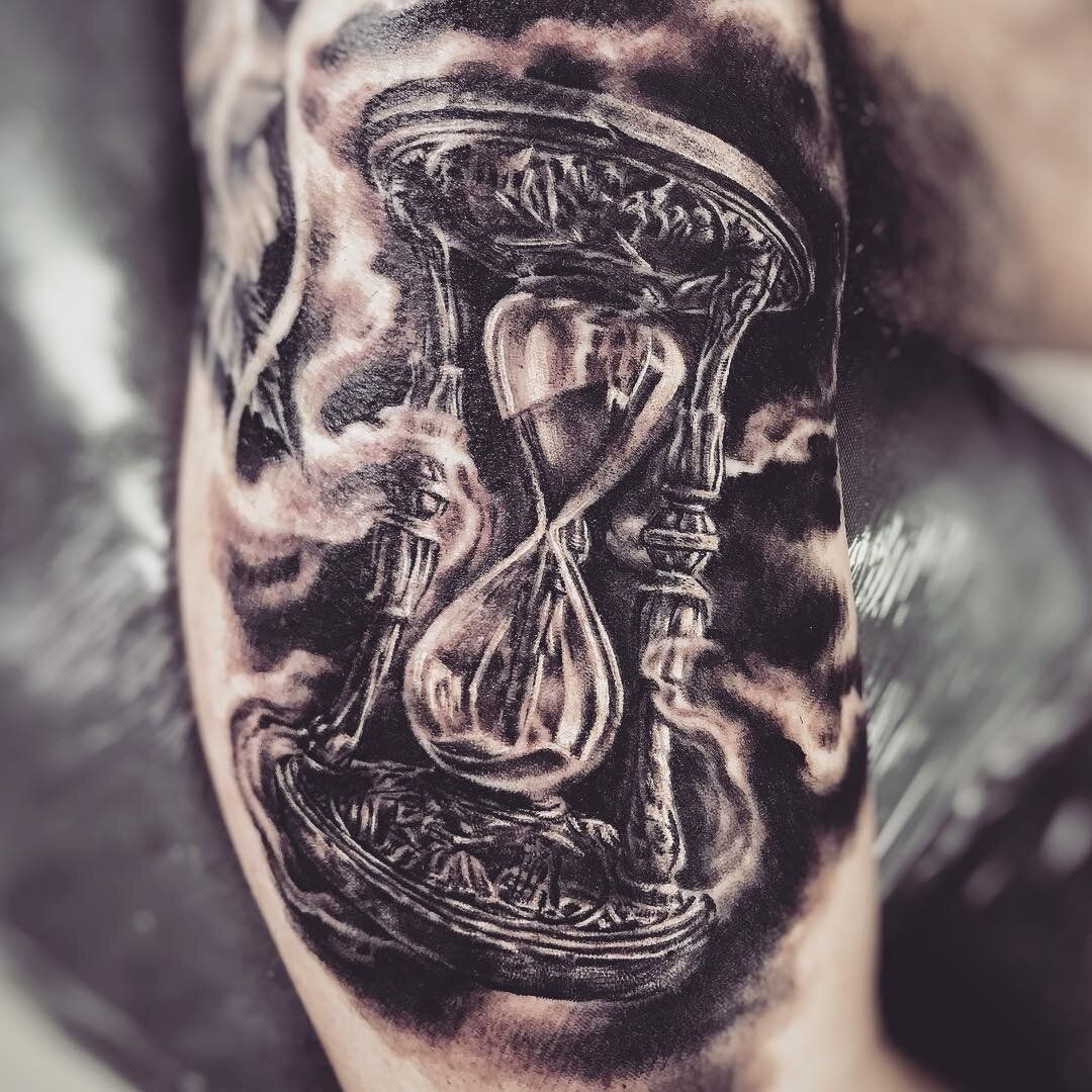 Tattoo artwork by Cias